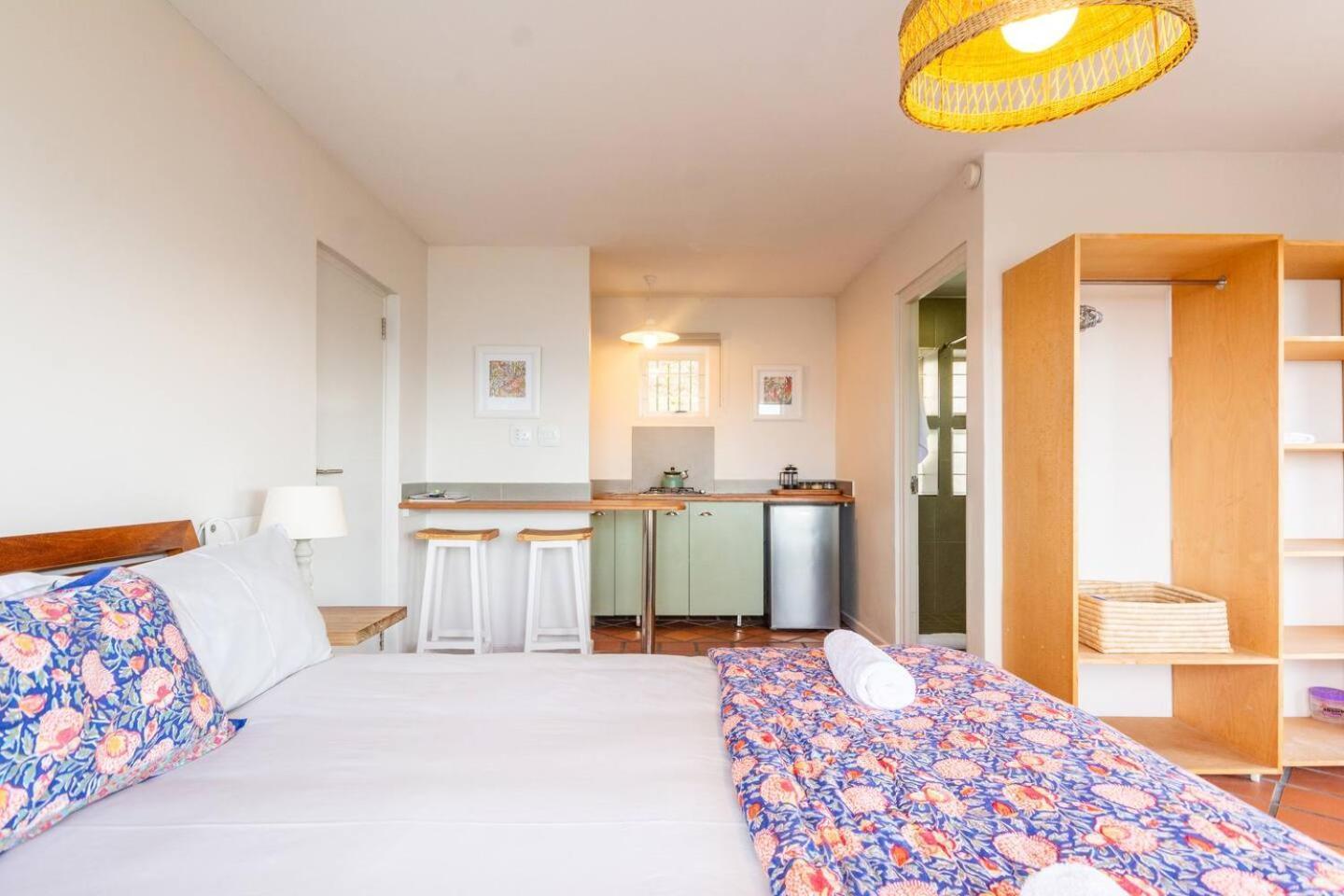 Ley Pool Cottage By Open Home St James 外观 照片